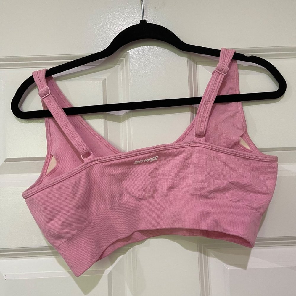 Bo+Tee Seamless Plunge Neck Sports Bra - Picture 4 of 4